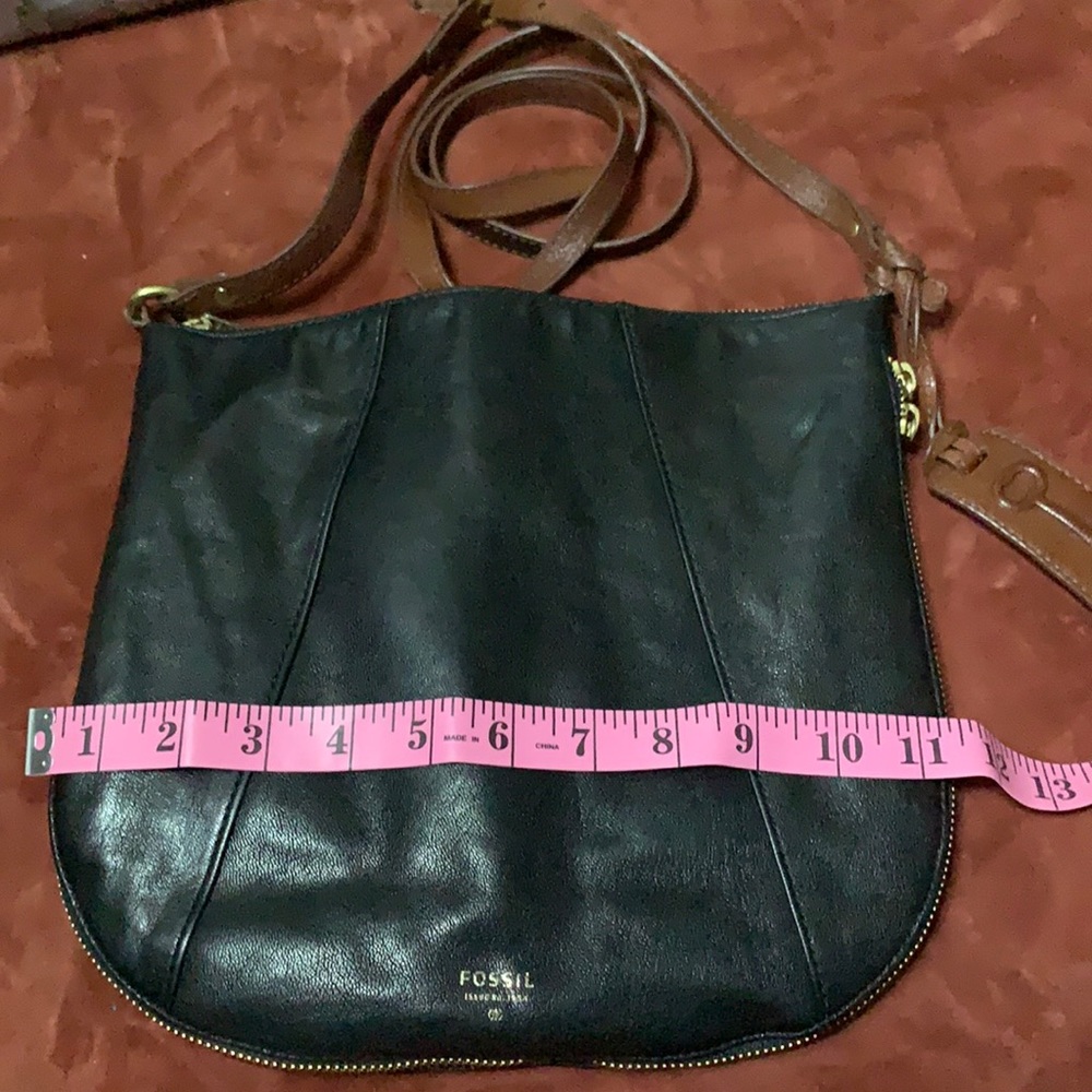 Black pre owned Fossil leather crossbody bag